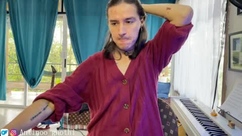 Snapshot of antinoo_gnothi chatting on 12-04-24, 03:21 Antinoo Gnothi online show from 12-04-24, 03:21