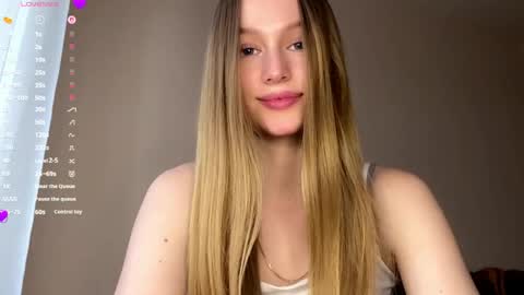 Viktoria online show from 04-15-26, 03:19