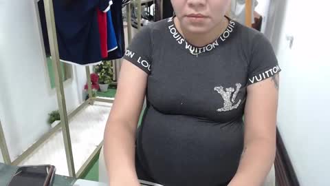 antonela online show from 09-12-25, 04:40