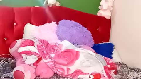 Snapshot of antonela_bigboobs1 chatting on 10-02-25, 05:25 Antonela PINKI online show from 10-02-25, 05:25