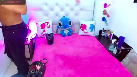 antonela_xx3 online show from 01-21-25, 07:06