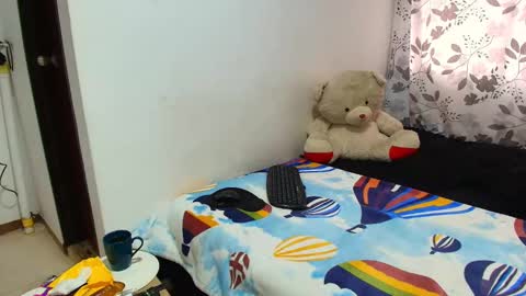 ANTONELLA WILLIAM  INDEPENDIENTE online show from 01-21-25, 11:56