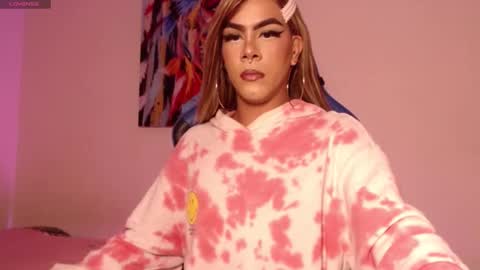 Snapshot of antonella_copper chatting on 11-24-25, 10:15 Antonella online show from 11-24-25, 10:15