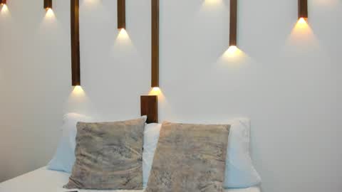 A N T O N E L L A  online show from 02-27-25, 01:38