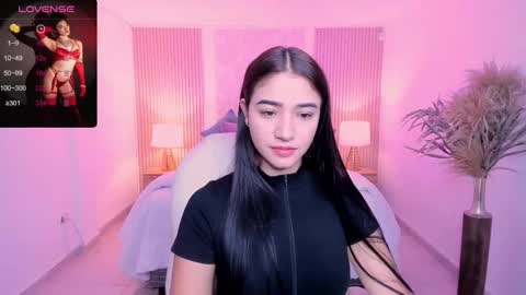  Antonella Grayy  online show from 10-14-25, 11:00