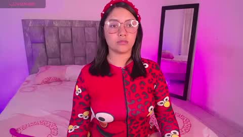 Snapshot of antonella_hot_x chatting on 11-13-25, 12:42 Antonella online show from 11-13-25, 12:42