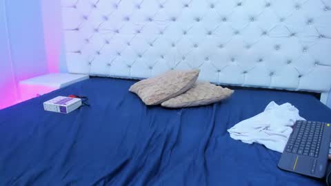 Snapshot of antonella_hotkiss chatting on 12-28-24, 06:49 Antonella online show from 12-28-24, 06:49