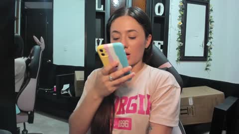 antonella  online show from 12-17-24, 07:37