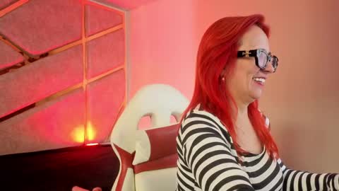 Snapshot of antonella_santorini chatting on 05-19-26, 06:03 online show from 05-19-26, 06:03
