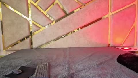 Snapshot of antonella_santorini chatting on 06-16-26, 05:37 online show from 06-16-26, 05:37