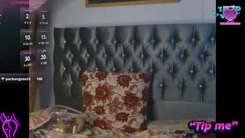 Snapshot of antonellaandnoah chatting on 01-11-25, 10:51 AntonellaAndNoah online show from 01-11-25, 10:51