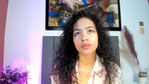 AntonellaHall  online show from 09-29-25, 11:59