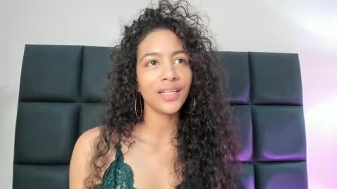 AntonellaHall  online show from 04-10-26, 06:45