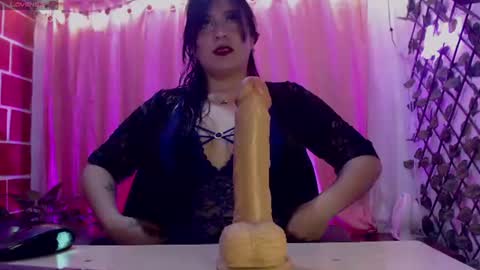Snapshot of antonellahill_ chatting on 07-23-26, 02:42 Antonella GTM- 5 1800 0300am online show from 07-23-26, 02:42