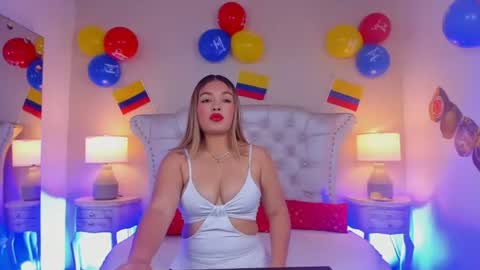 Antonella  online show from 06-17-26, 12:40