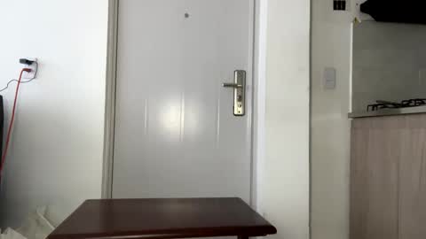 Snapshot of antonellarossii_ chatting on 12-01-24, 04:29 Antonella online show from 12-01-24, 04:29