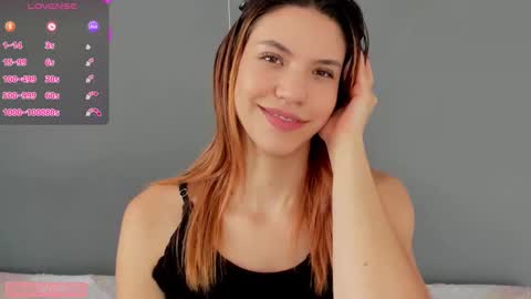 Snapshot of antonellarossii_ chatting on 10-18-25, 02:18 Antonella online show from 10-18-25, 02:18