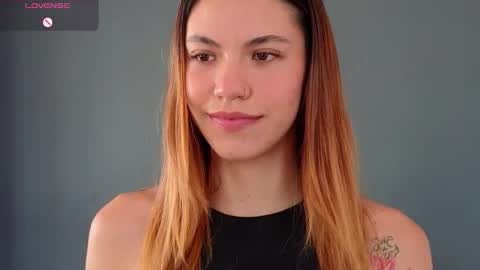 Snapshot of antonellarossii_ chatting on 12-03-25, 01:20 Antonella online show from 12-03-25, 01:20