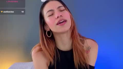 Snapshot of antonellarossii_ chatting on 12-14-25, 01:05 Antonella online show from 12-14-25, 01:05