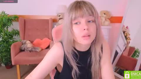 antonia_ferrero online show from 11-23-25, 07:30