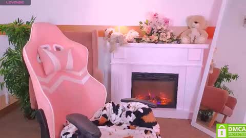 antonia_ferrero online show from 12-05-25, 08:45