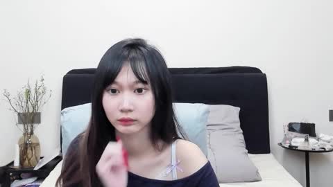 Snapshot of antoniaina chatting on 01-18-26, 11:19 Aina online show from 01-18-26, 11:19