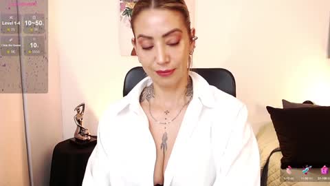 Snapshot of antoniavillamizar chatting on 02-04-25, 10:21 Anto online show from 02-04-25, 10:21