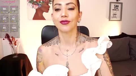 Snapshot of antoniavillamizar chatting on 02-17-25, 10:18 Anto online show from 02-17-25, 10:18