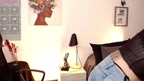 Snapshot of antoniavillamizar chatting on 02-22-25, 10:07 Anto online show from 02-22-25, 10:07