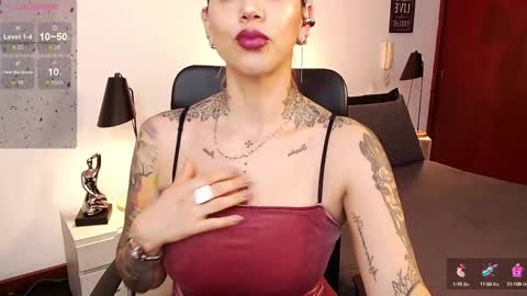 Snapshot of antoniavillamizar chatting on 02-25-25, 10:15 Anto online show from 02-25-25, 10:15