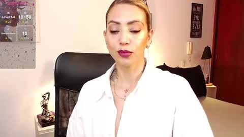 Snapshot of antoniavillamizar chatting on 03-01-25, 10:02 Anto online show from 03-01-25, 10:02