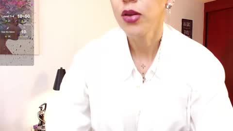 Snapshot of antoniavillamizar chatting on 03-01-25, 01:07 Anto online show from 03-01-25, 01:07