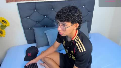 Antonio online show from 12-16-25, 12:54