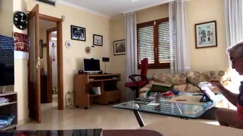 Snapshot of antonio2605 chatting on 10-08-25, 10:13 Antonio online show from 10-08-25, 10:13