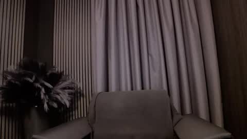 HI My name is Antonio online show from 10-12-25, 07:02