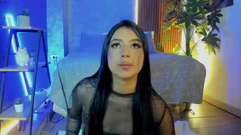 Snapshot of antonnellae chatting on 02-25-26, 05:06 Antonella online show from 02-25-26, 05:06