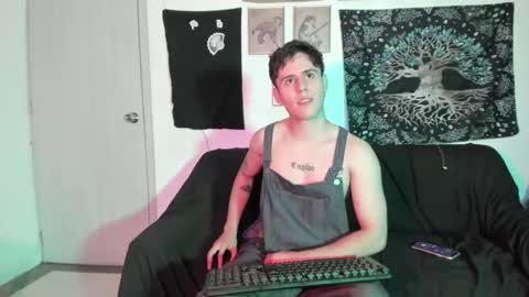 Snapshot of antonnello_ chatting on 02-02-25, 12:30 antonnello_ online show from 02-02-25, 12:30