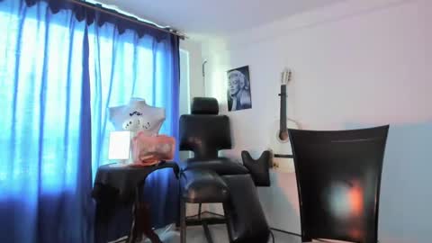 Snapshot of antonnello_ chatting on 02-22-25, 09:26 antonnello_ online show from 02-22-25, 09:26