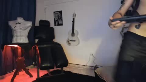 Snapshot of antonnello_ chatting on 02-26-25, 01:21 antonnello_ online show from 02-26-25, 01:21