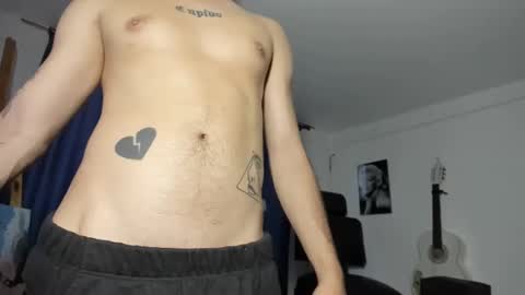 Snapshot of antonnello_ chatting on 03-04-25, 11:11 antonnello_ online show from 03-04-25, 11:11