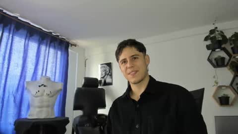 Snapshot of antonnello_ chatting on 03-12-25, 06:44 antonnello_ online show from 03-12-25, 06:44