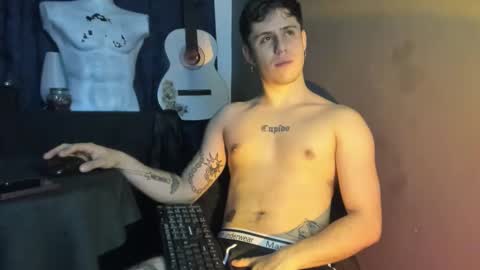 Snapshot of antonnello_ chatting on 10-01-25, 07:36 antonnello_ online show from 10-01-25, 07:36