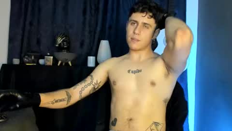 Snapshot of antonnello_ chatting on 10-26-25, 11:42 antonnello_ online show from 10-26-25, 11:42