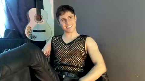 antonnello_ online show from 11-19-25, 04:29