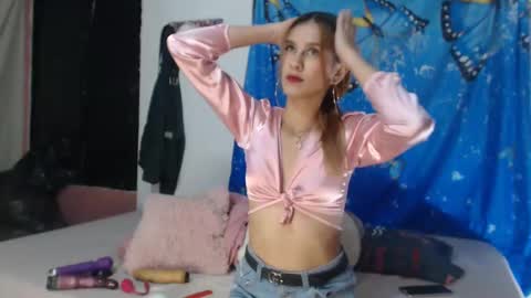 karol y antony online show from 01-23-25, 02:44