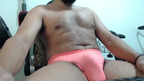 Snapshot of antony_36 chatting on 02-07-25, 01:01 antony online show from 02-07-25, 01:01