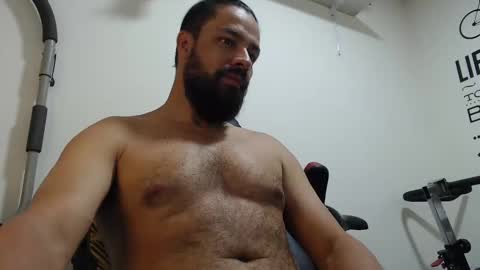 Snapshot of antony_36 chatting on 02-18-25, 03:10 antony online show from 02-18-25, 03:10