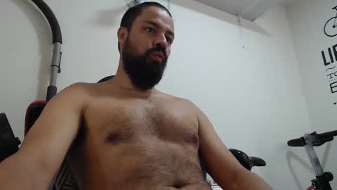 Snapshot of antony_36 chatting on 02-20-25, 03:41 antony online show from 02-20-25, 03:41