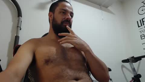 Snapshot of antony_36 chatting on 02-21-25, 09:32 antony online show from 02-21-25, 09:32