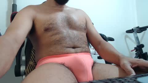 Snapshot of antony_36 chatting on 02-28-25, 01:03 antony online show from 02-28-25, 01:03